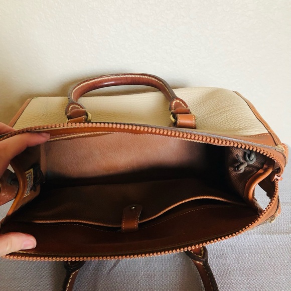 Dooney & Bourke Designer Bag - Picture 3 of 3
